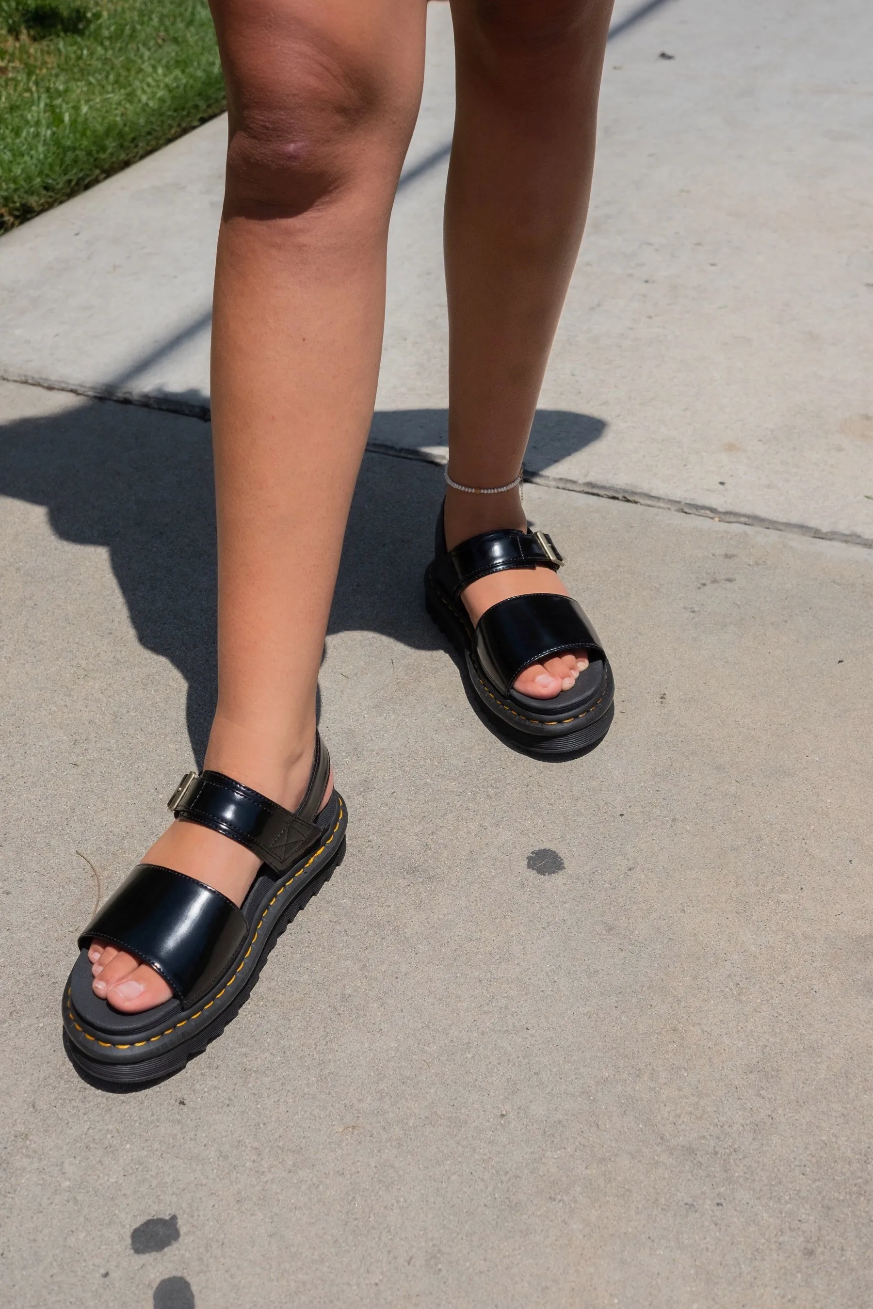 Black Oxford Vegan Voss Sandal