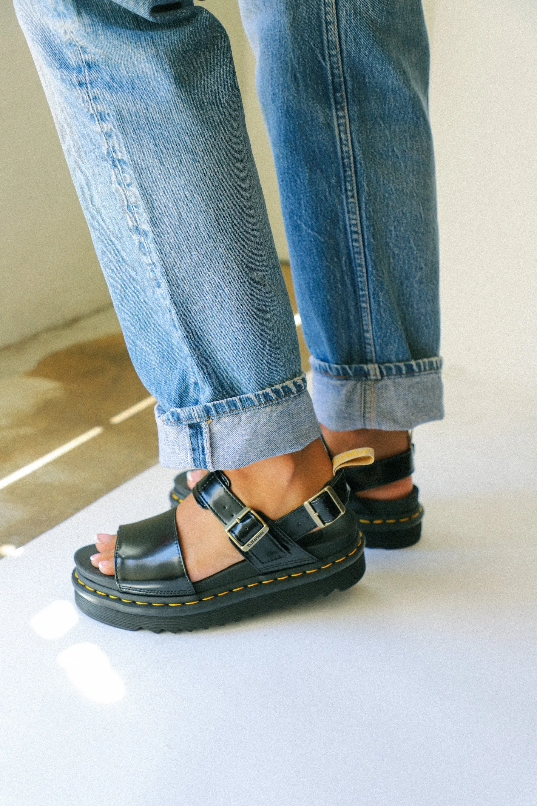 Black Oxford Vegan Voss Sandal